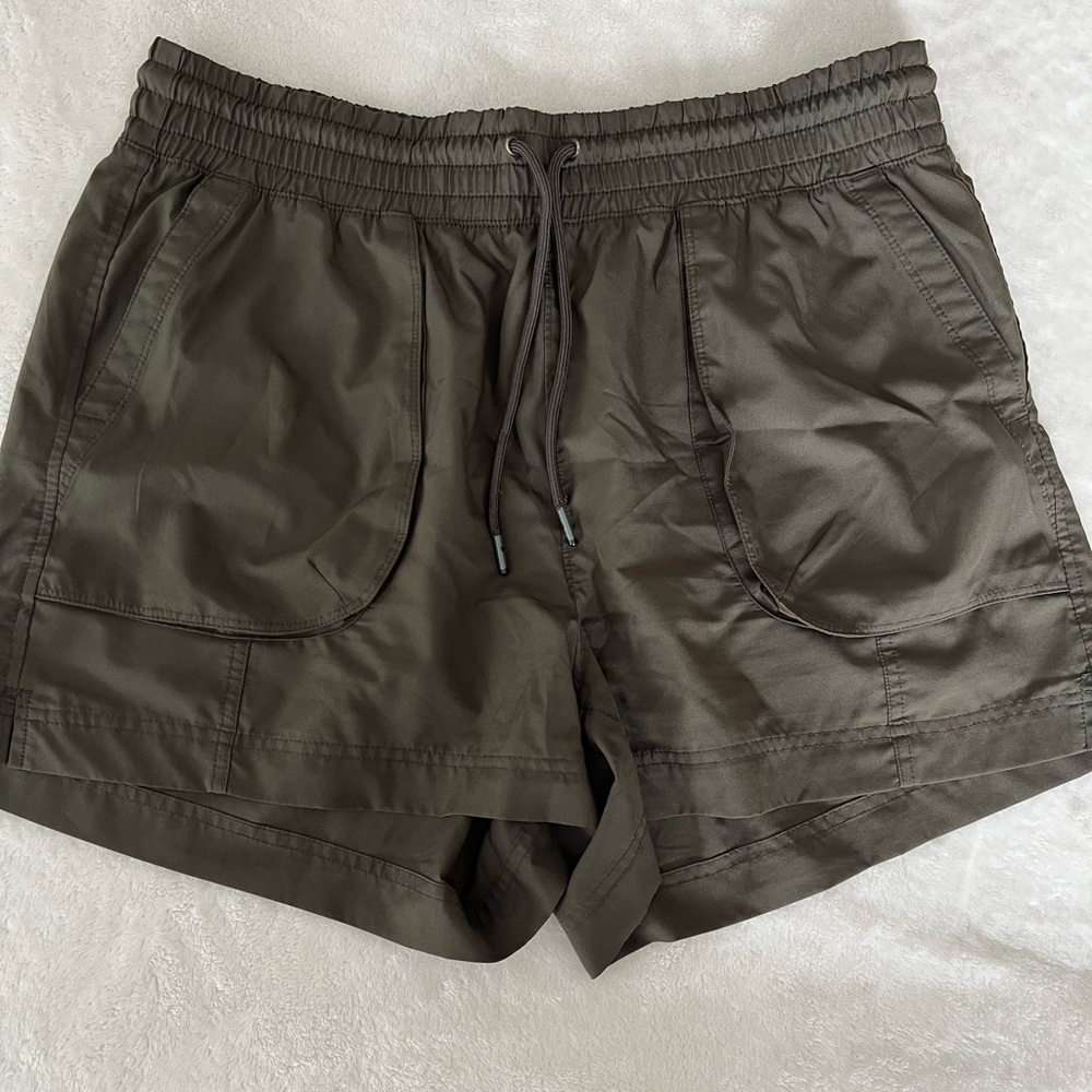 Old Navy Women's Athletic Shorts - Olive